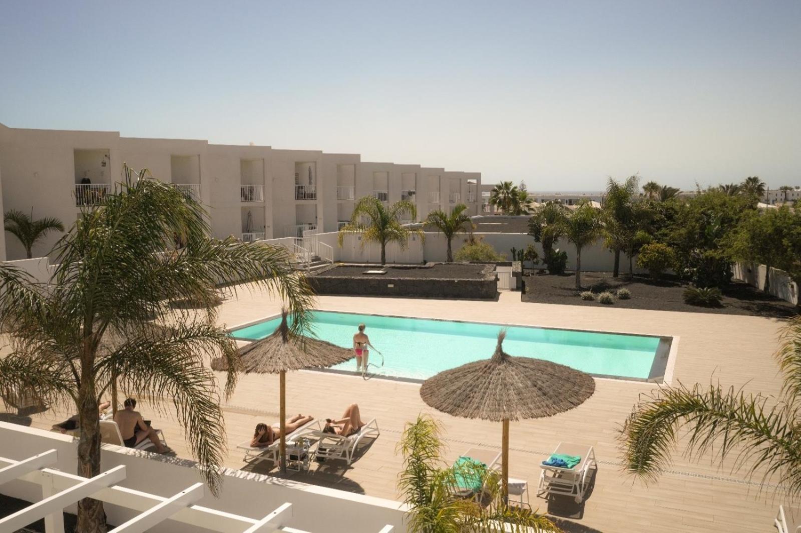 Precioso Apartamento En Complejo Con Piscina Costa Teguise Luaran gambar